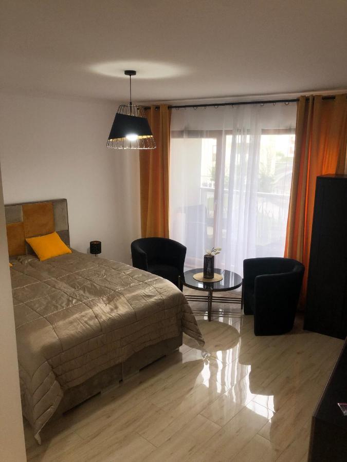Apartment Golden